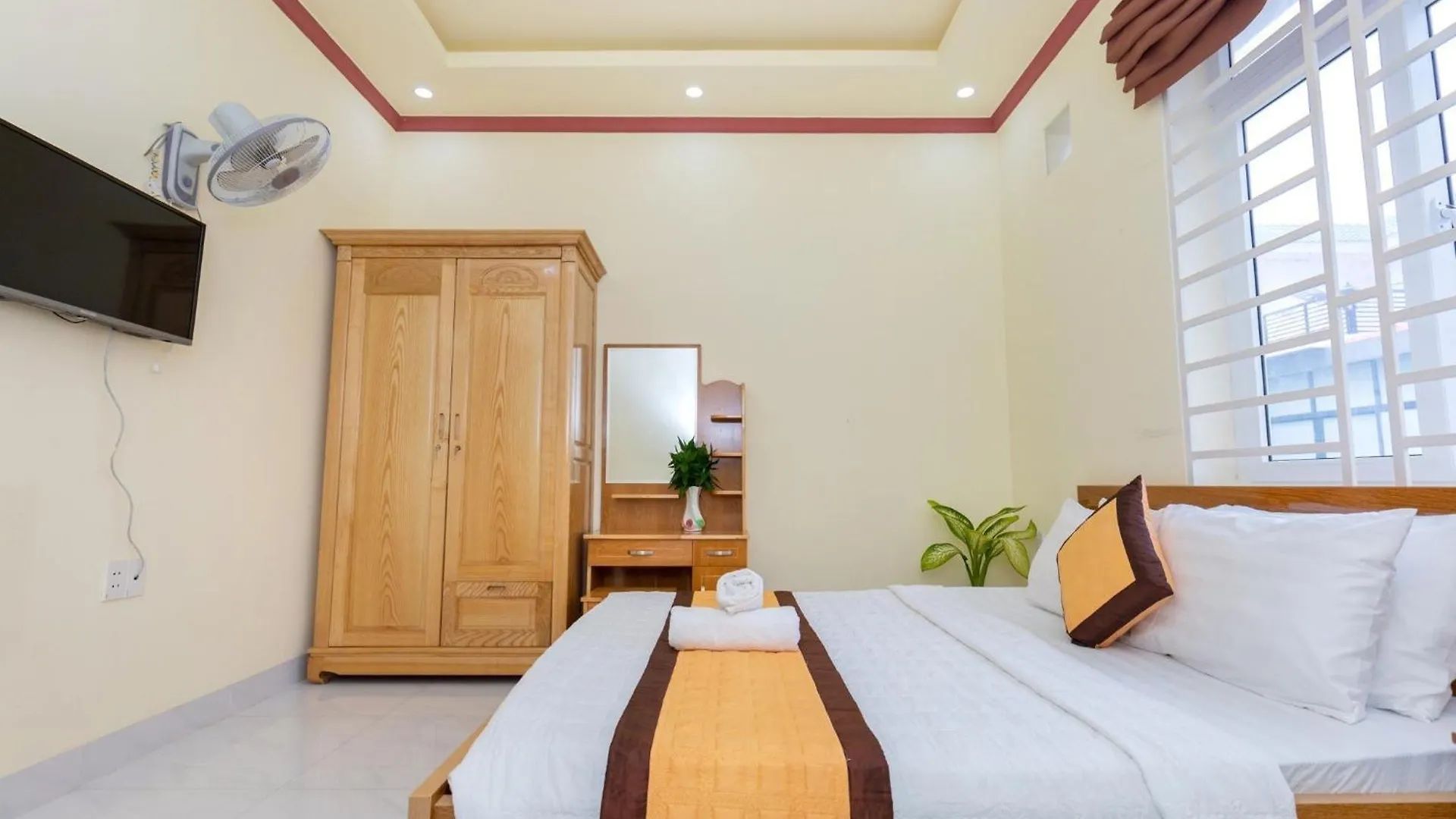 B2-9 Hoang My Villa - 8 Phong Ngu - 100M Toi Bai Tam Vung Tau Vietnam