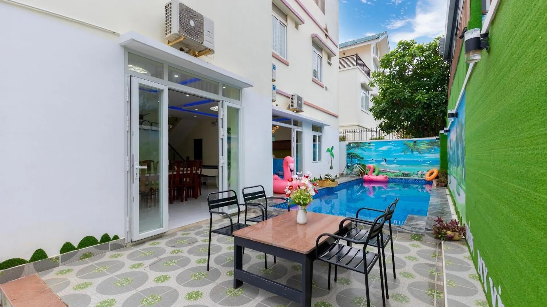 B2-9 Hoang My Villa - 8 Phong Ngu - 100M Toi Bai Tam Vung Tau Vietnam